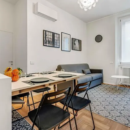 New Milan Central Apartment Esterno foto
