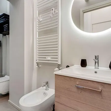 New Milan Central Apartment Esterno foto